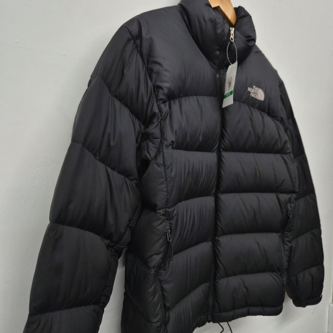 노스페이스 블랙 패딩 남녀공용 S 상품이미지2