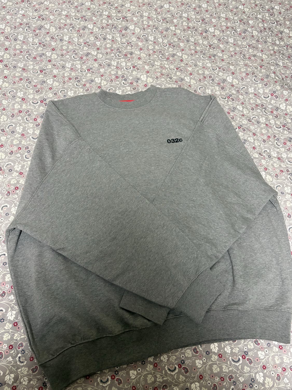 [XL / 새상품] 032c 멀티 미디어 버블 크루넥 맨투맨 상품이미지2