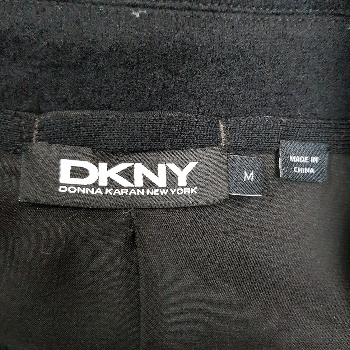 DKNY 블랙 싱글 자켓 M 사이즈 상품이미지4