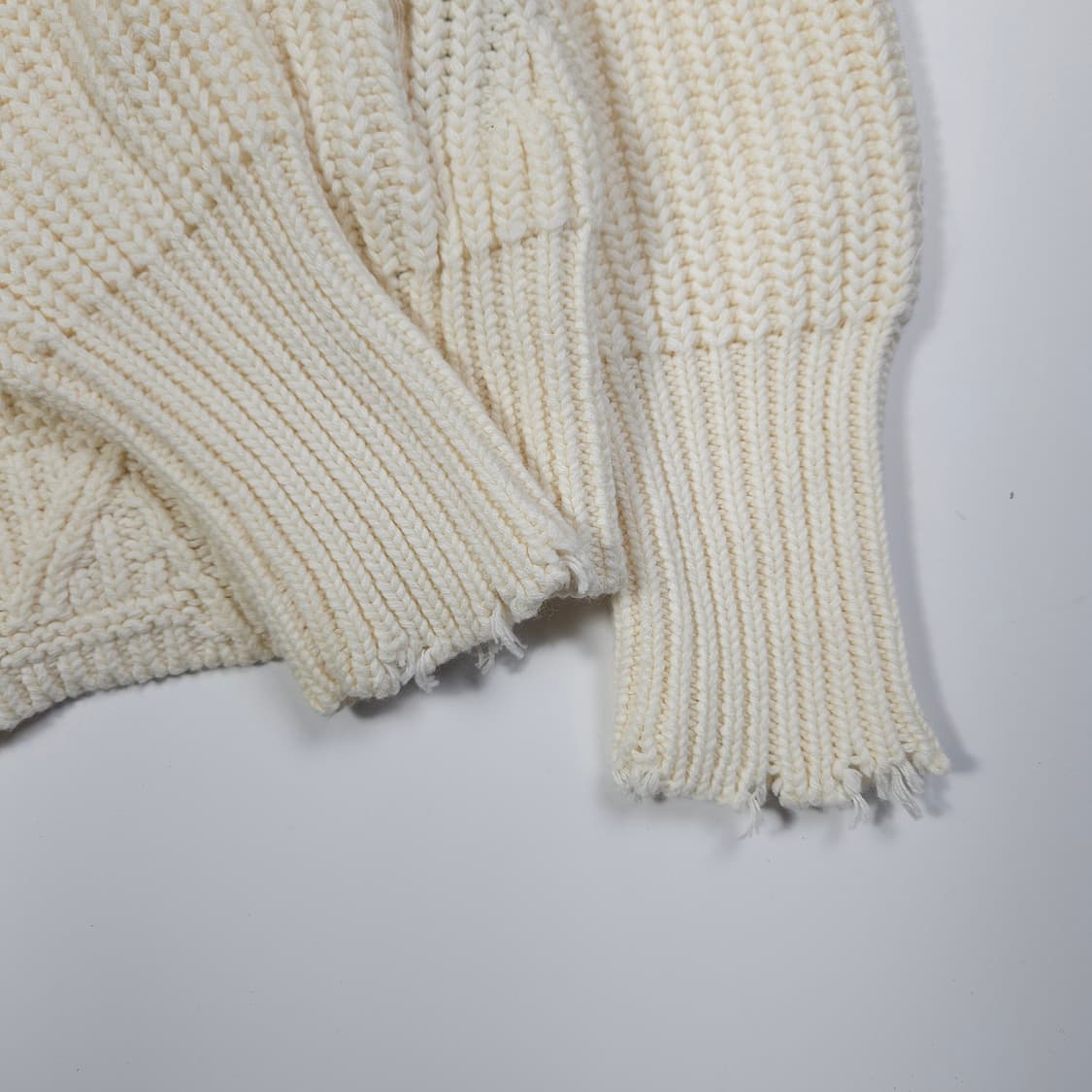 쟈딕앤볼테르 후드 니트 집업 상품이미지5