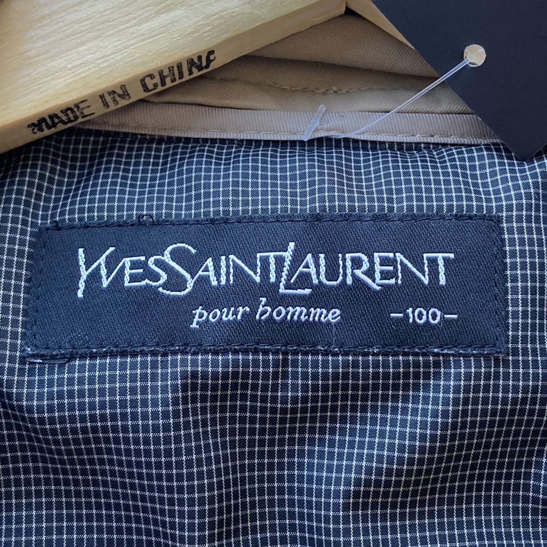 YSL (이브 생 로랑) 미니멀 블랙 자켓 상품이미지9