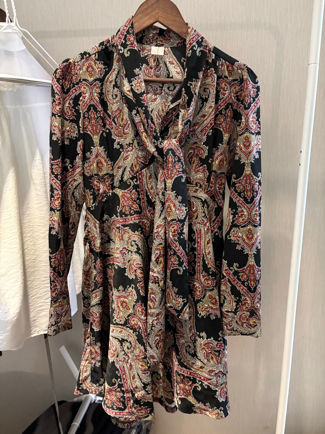 페이즐리 타이 미니원피스 상품이미지1