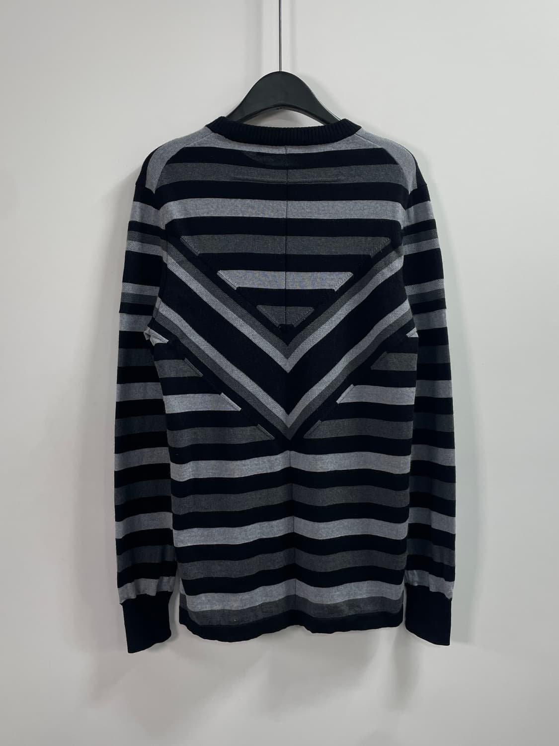 지방시 스트라이프 니트 (on.194) 상품이미지4