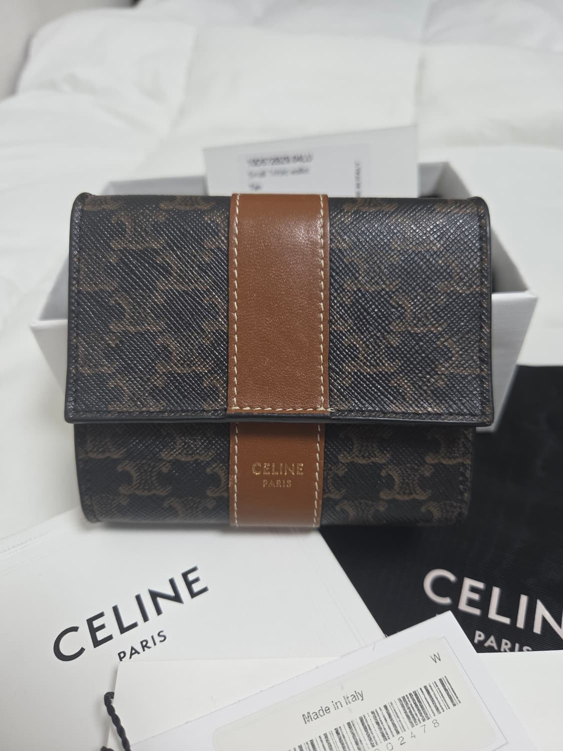 [S급] 셀린느 트리오페 반지갑 브라운 (선물용으로도 추천) 상품이미지1