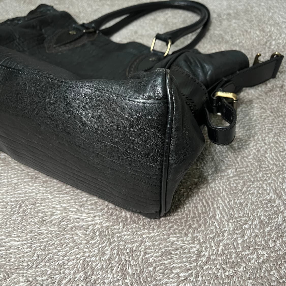Fendi Etonico Shoulder Bag Black  상품이미지6