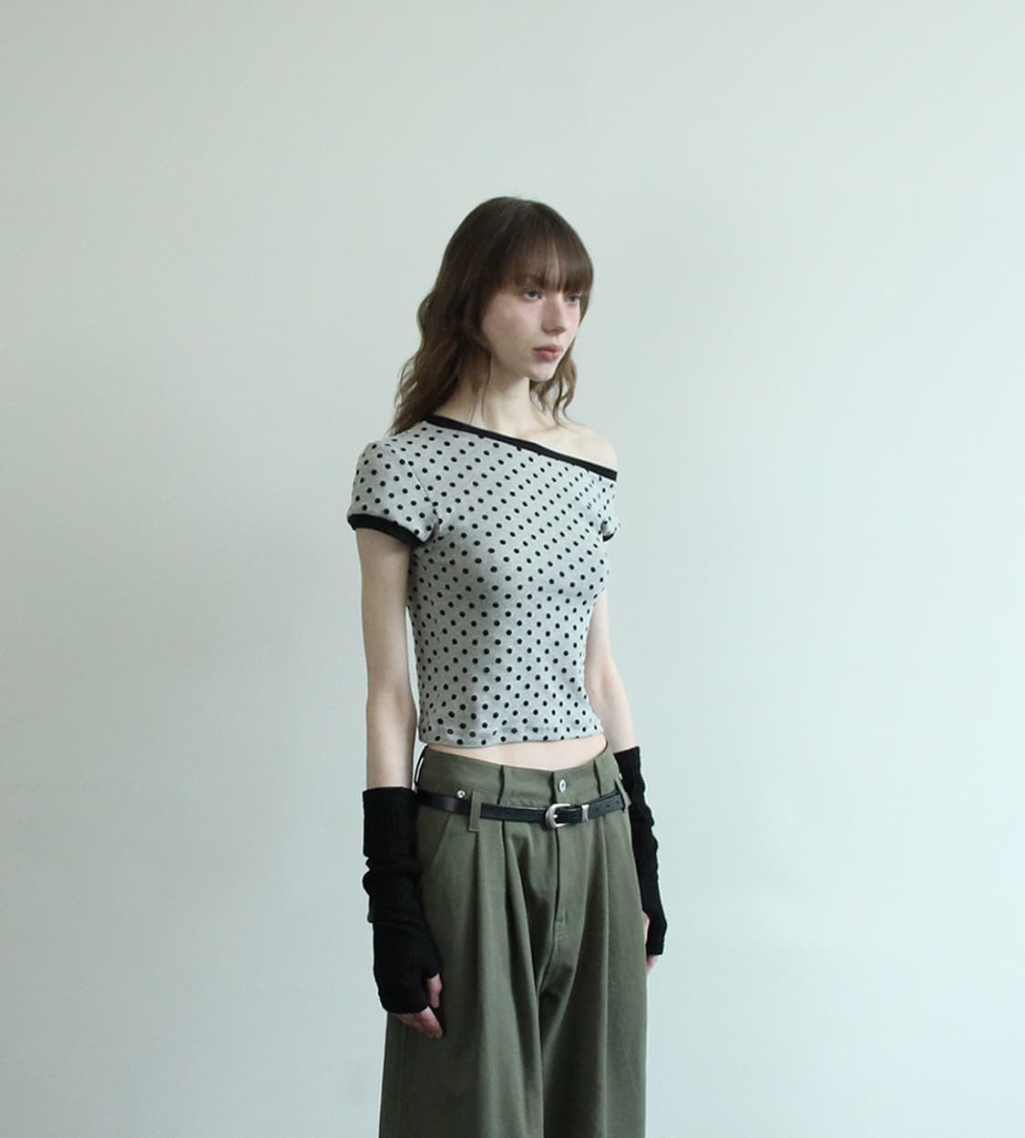 DOT UNBALANCE RINGER TOP (GREY) 상품이미지4