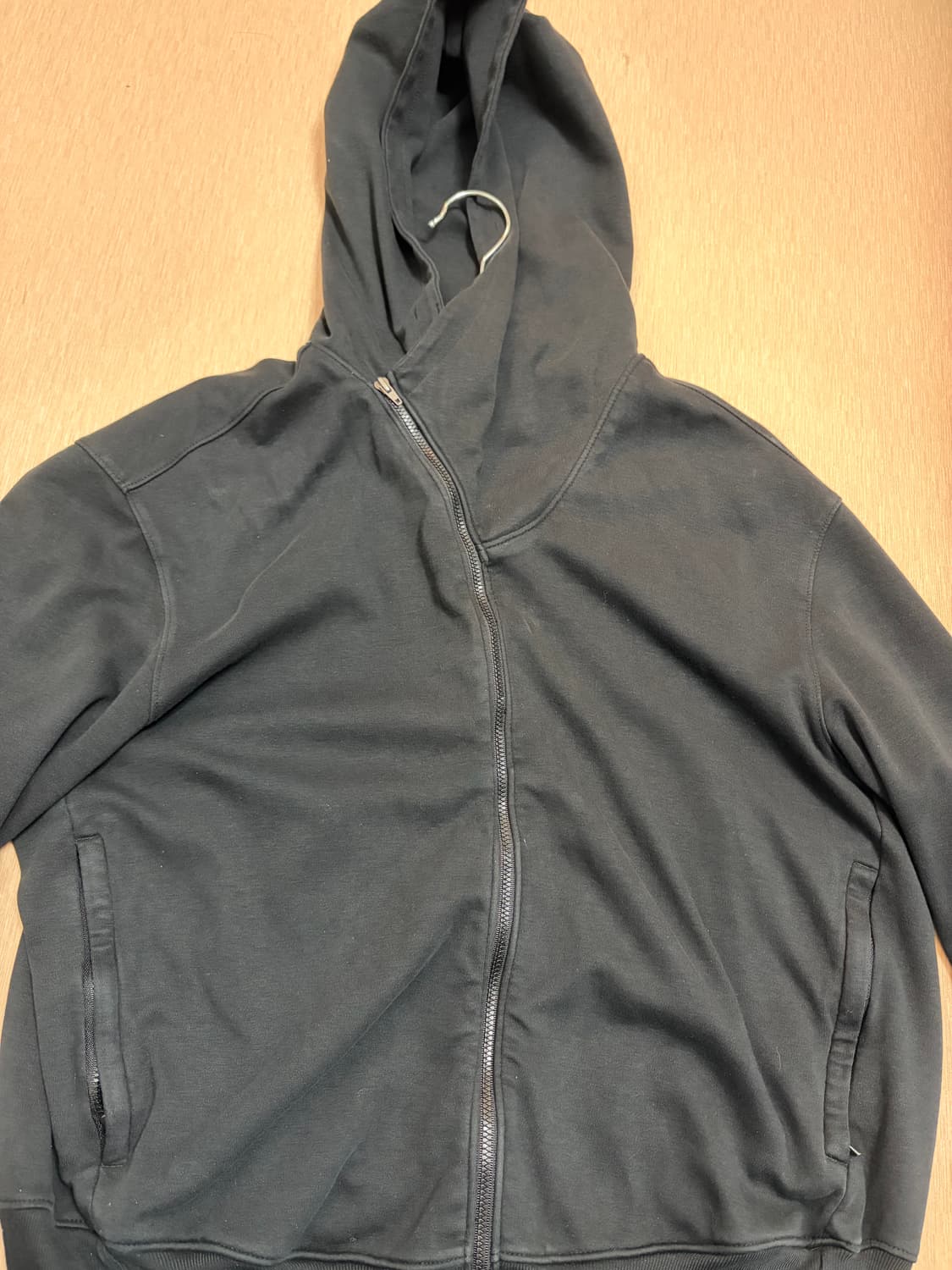 Ee누마레 후드집업m 사이즈 판매 합니다 상품이미지1