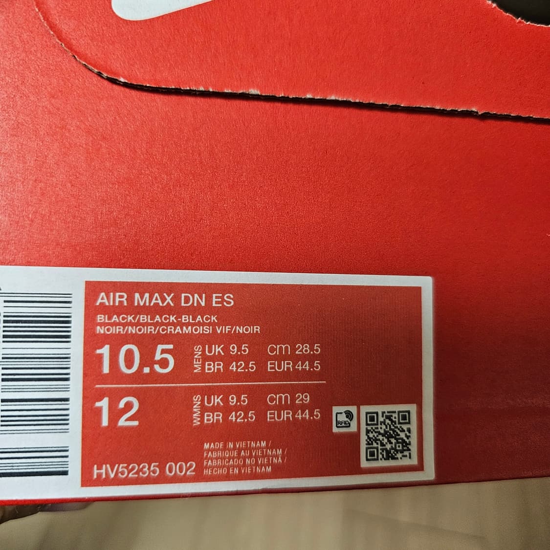 285 새제품) 나이키 에어맥스 Dn 에센셜 블랙 브라이트 크림슨 나코탭 상품이미지6