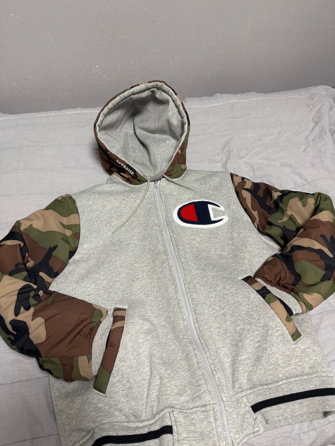 슈프림 X 챔피온 리버시블자켓 상품이미지3