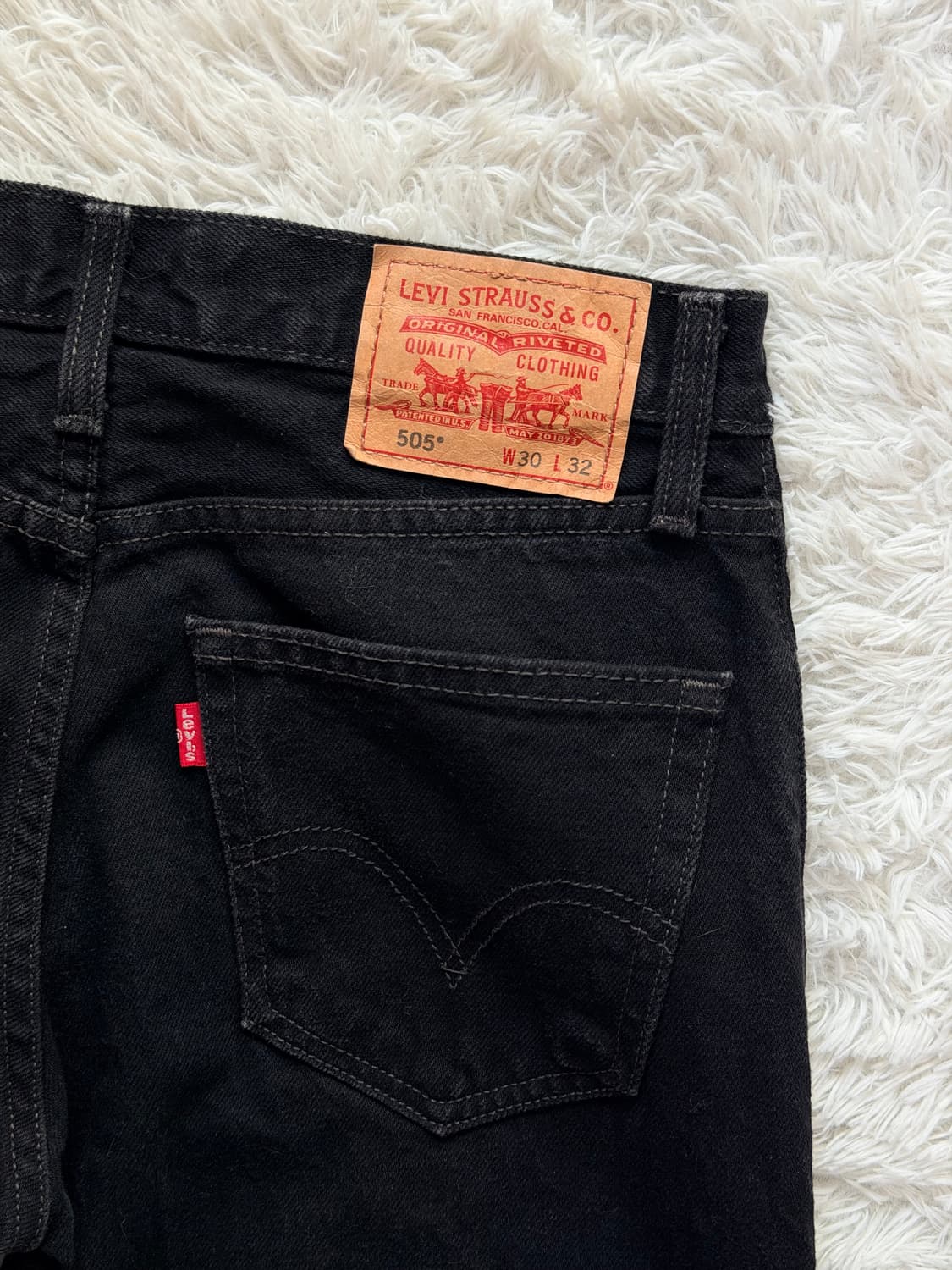 리바이스 505 스트레이트 핏 블랙진 (W30 L32) 상품이미지3