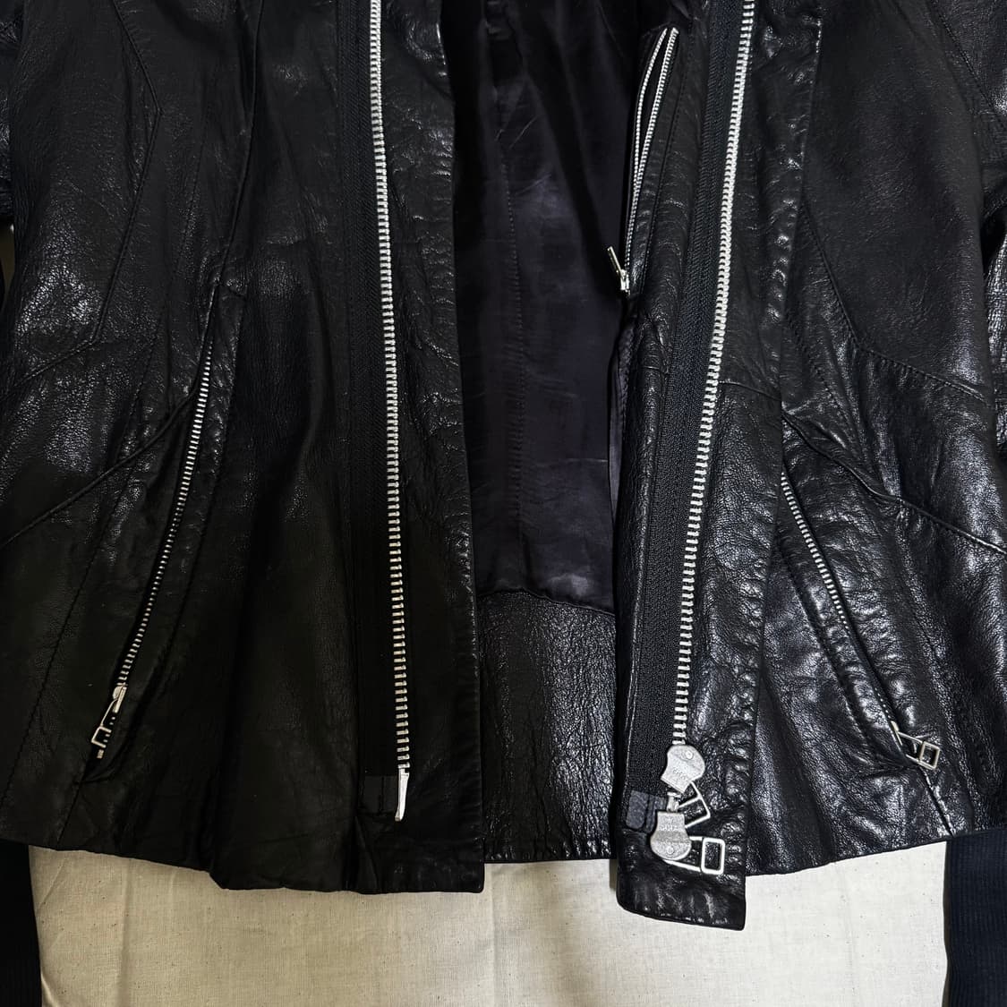 Ekam high neck lamb skin Leather jacket 상품이미지5