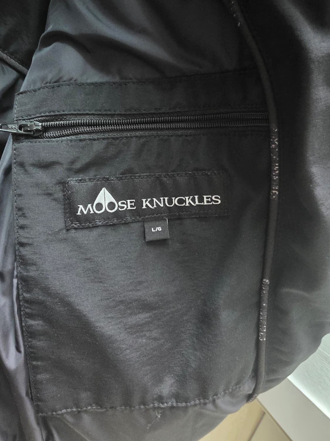✔️ 무스너클(Moose Knuckles)  L 사이즈 패딩입니다. 상품이미지5