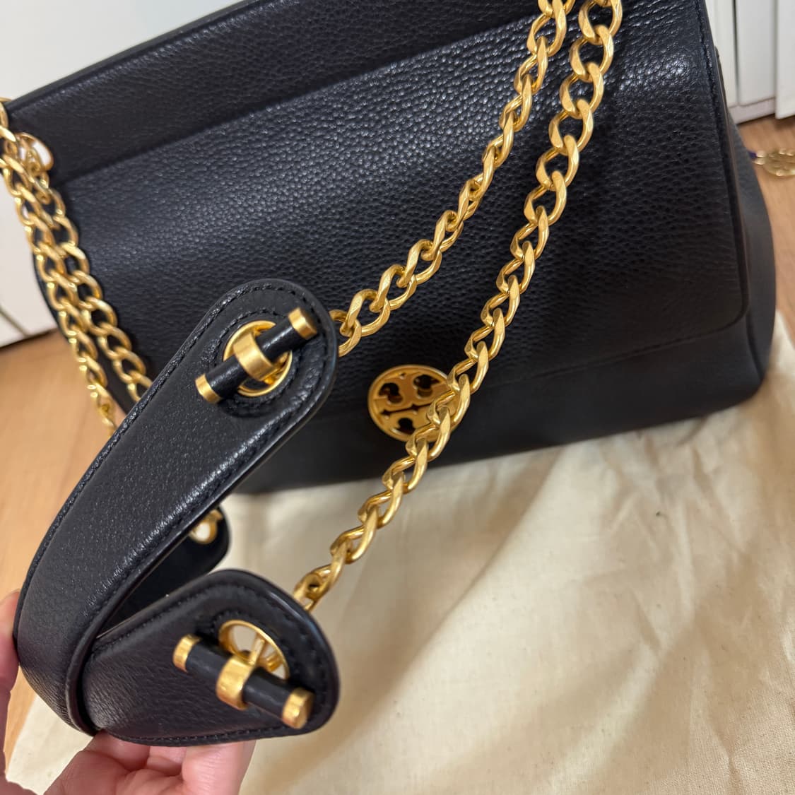 정품 토리버치 첼시 플랩 숄더백 상품이미지4