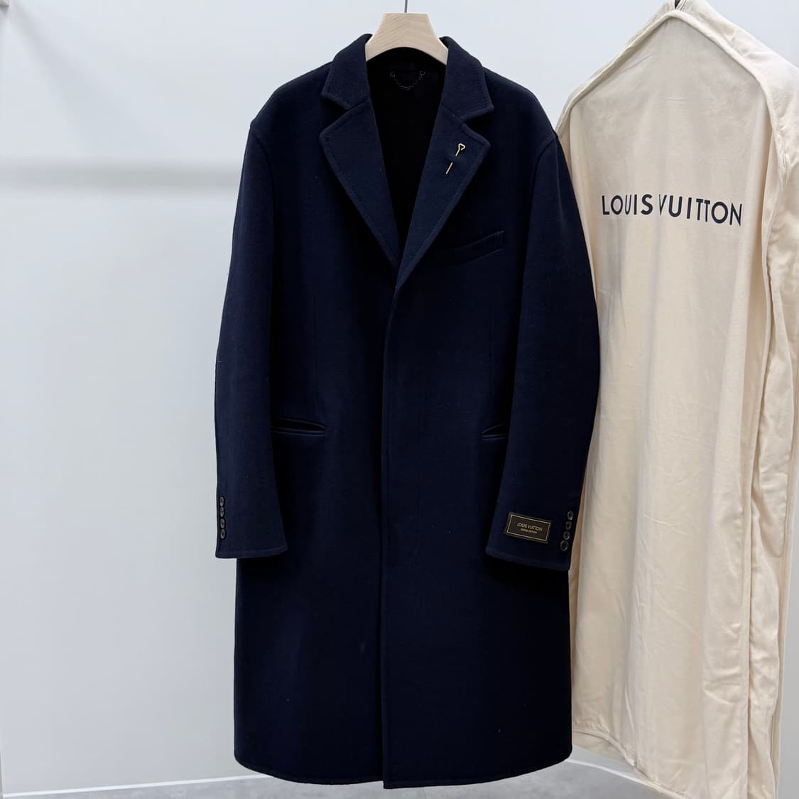[S+급/52] 루이비통 모노그램 더블 페이스 울 코트 자켓 다크네이비 상품이미지1