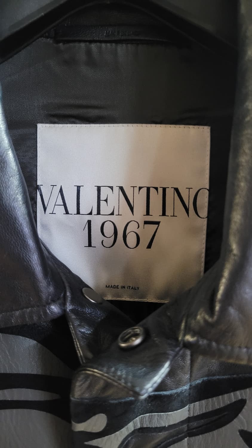 발렌티노 타이거 가죽자켓 블루종 레더점퍼 800만짜리 상품이미지2