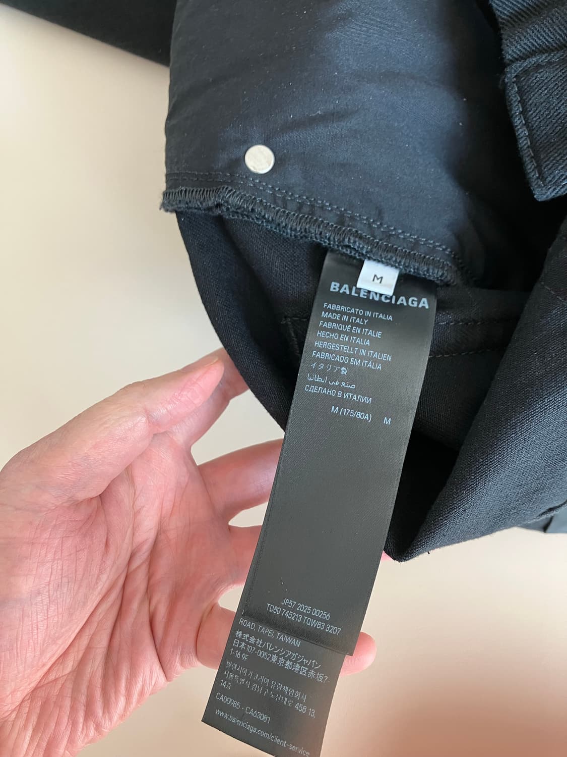 [M] 발렌시아가 블랙 소프트 이탈리안 데님 배기 팬츠 상품이미지9