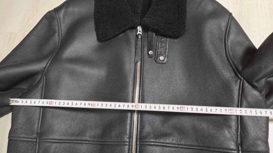 (착샷) 이얼즈어고 스페인산 시어링 쉽스킨 무스탕 상품이미지5