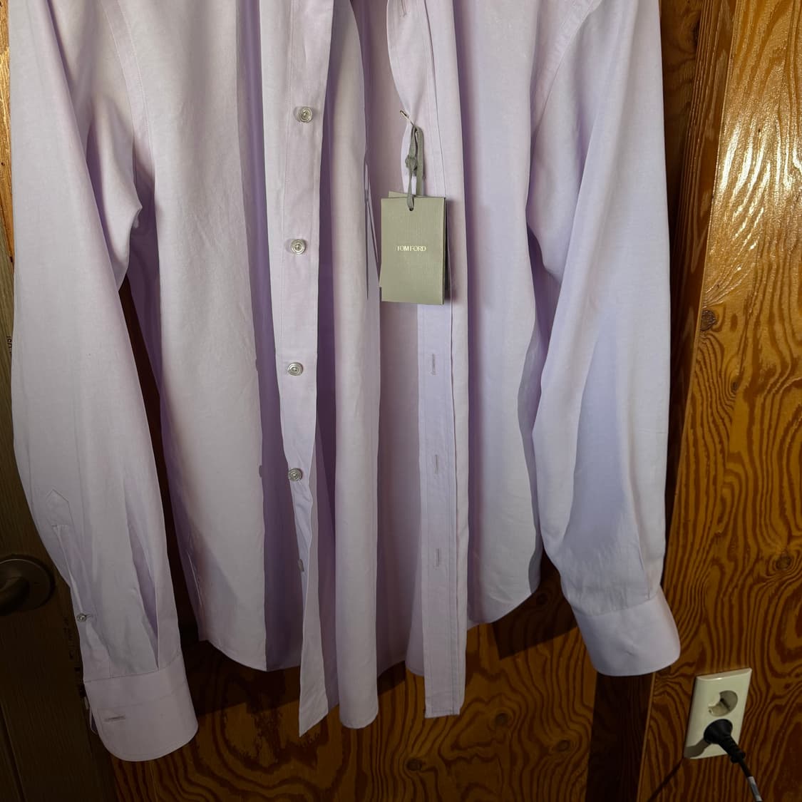 톰포드 드레스 셔츠 새상품 판매 합니다. 상품이미지3