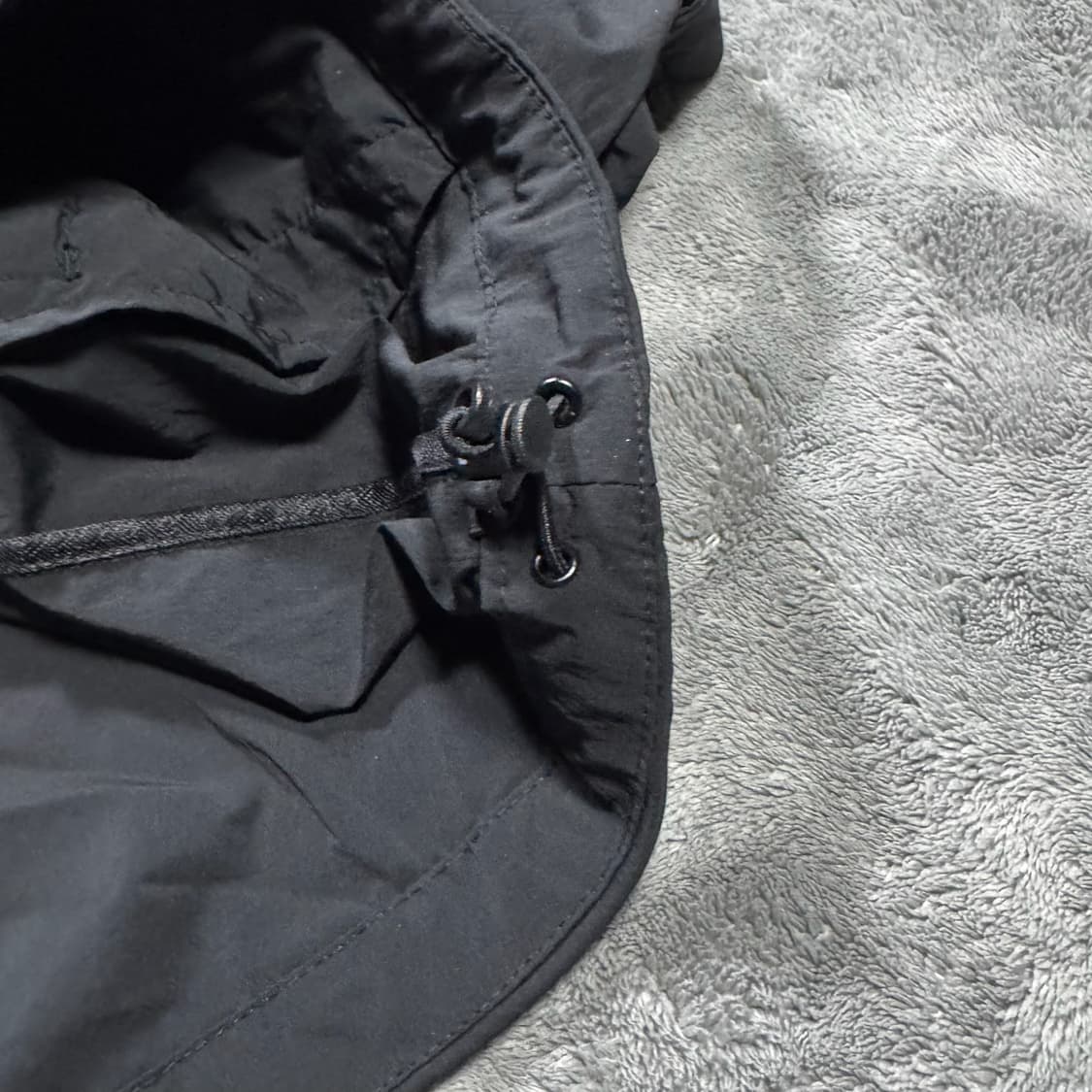 푸마 블랙 바람막이 상품이미지3