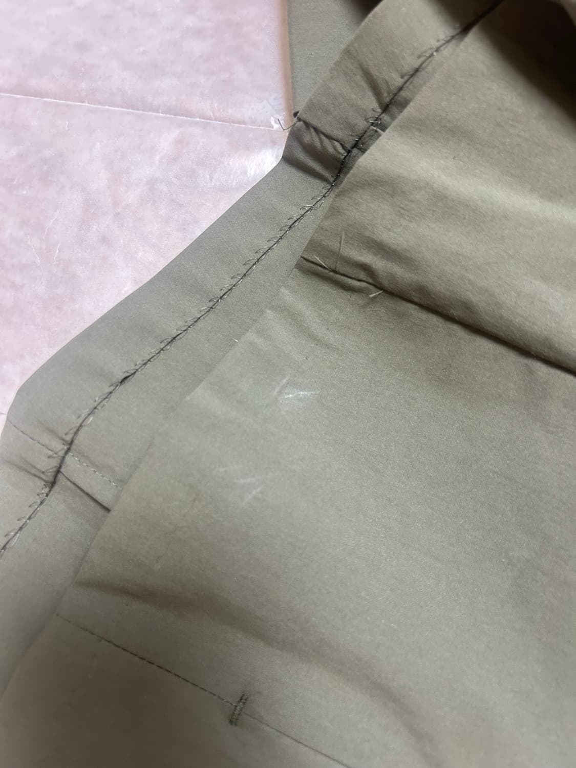 Hyein seo 혜인서 슬림셔츠 카키 1사이즈 새상품 상품이미지7