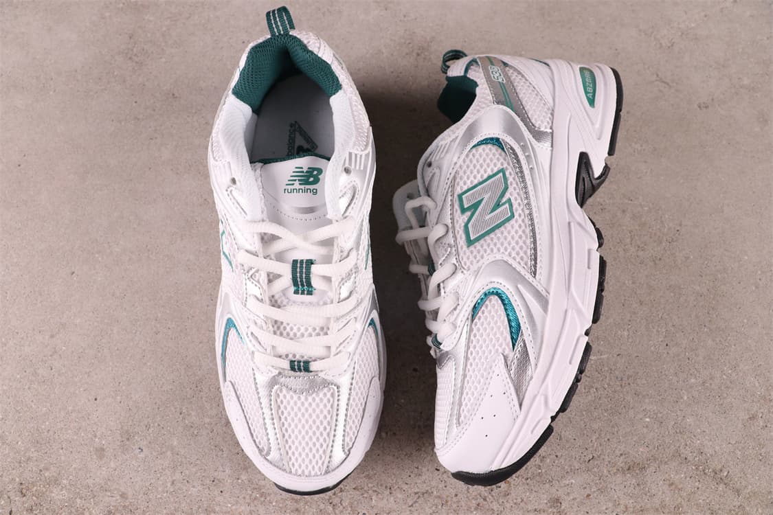 뉴발란스 530 Nb 운동화 커플룩 상품이미지5