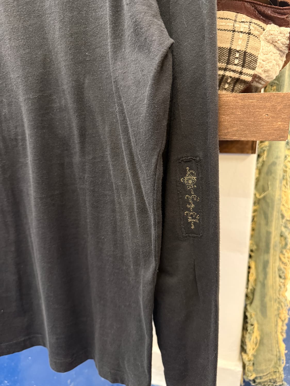 디젤 검정 롱슬리브 상품이미지5