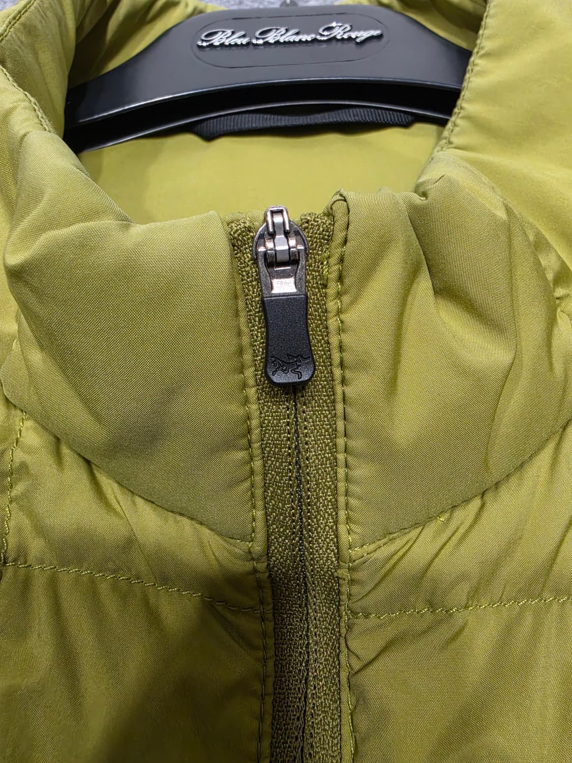 아크테릭스 구스다운 경량패딩 자켓 M 상품이미지9