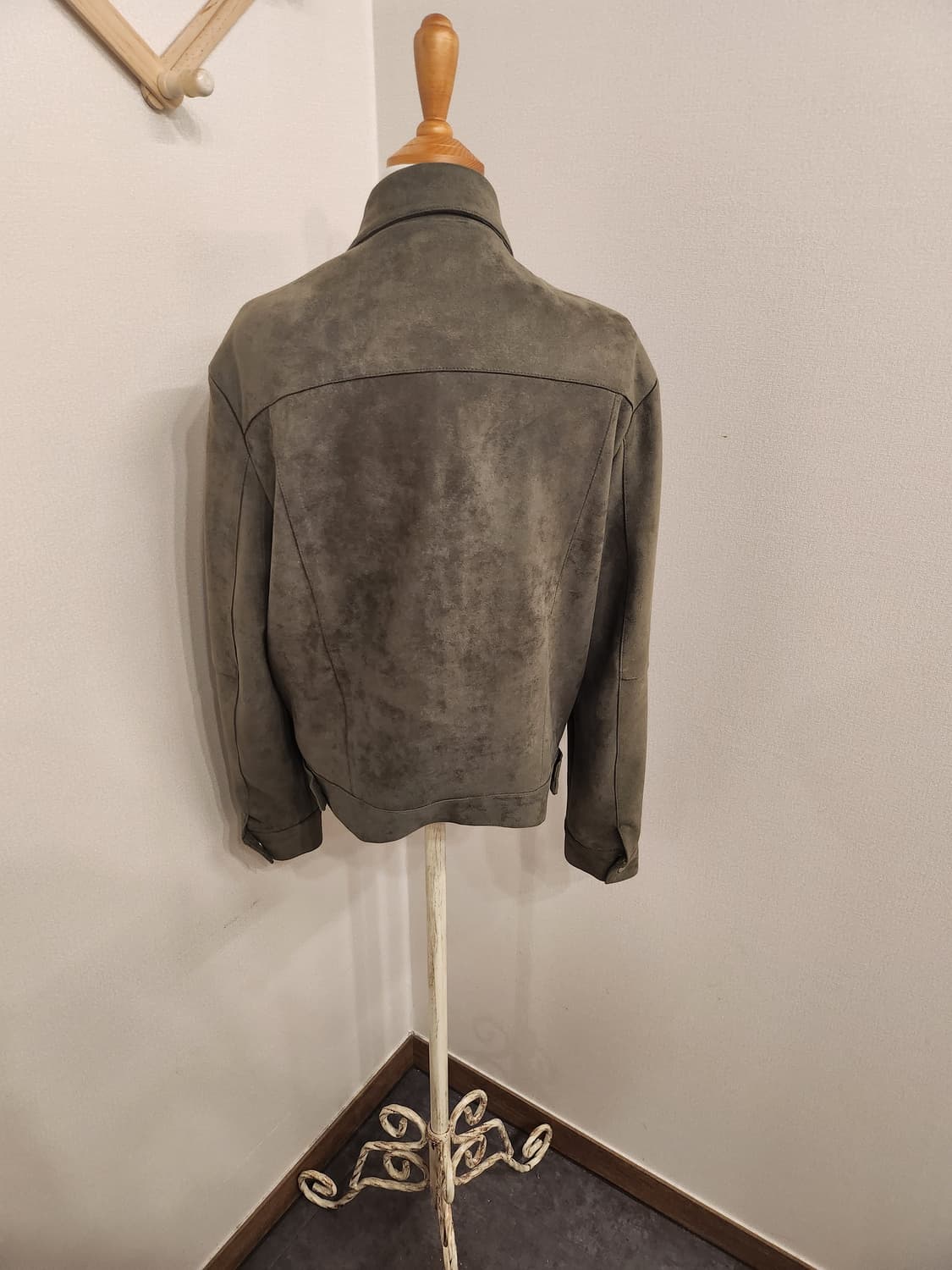 카키 스웨이드 벨벳 카라 자켓☃️ 상품이미지2