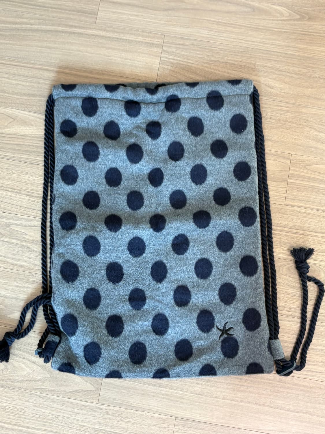 더콜디스트모먼트 닷 짐색 상품이미지2