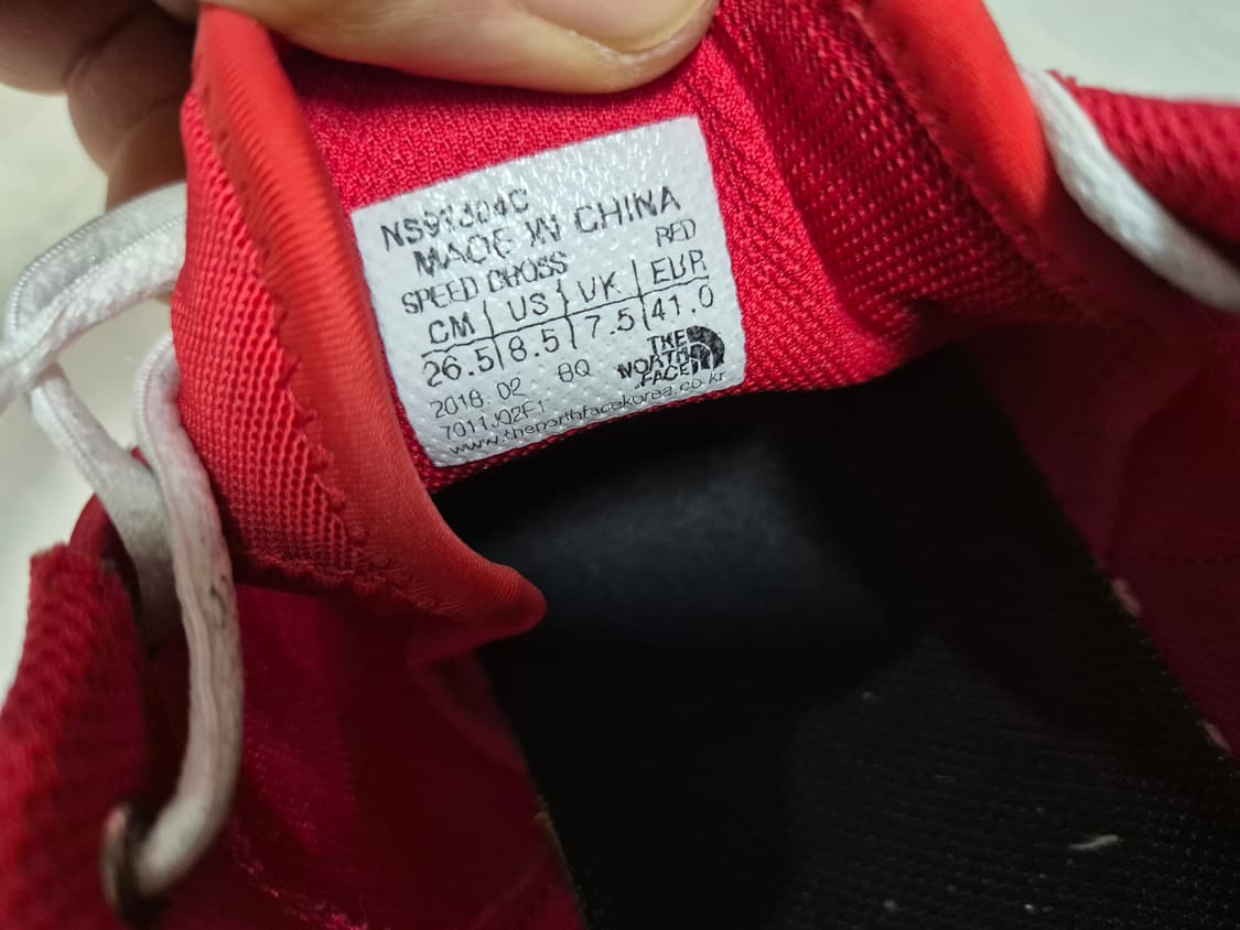 정품 노스페이스 런닝화 상품이미지5