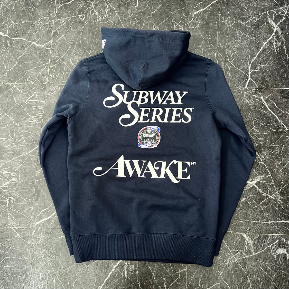 어웨이크 x 뉴에라 양키스 로고 스웻 후디 상품이미지2