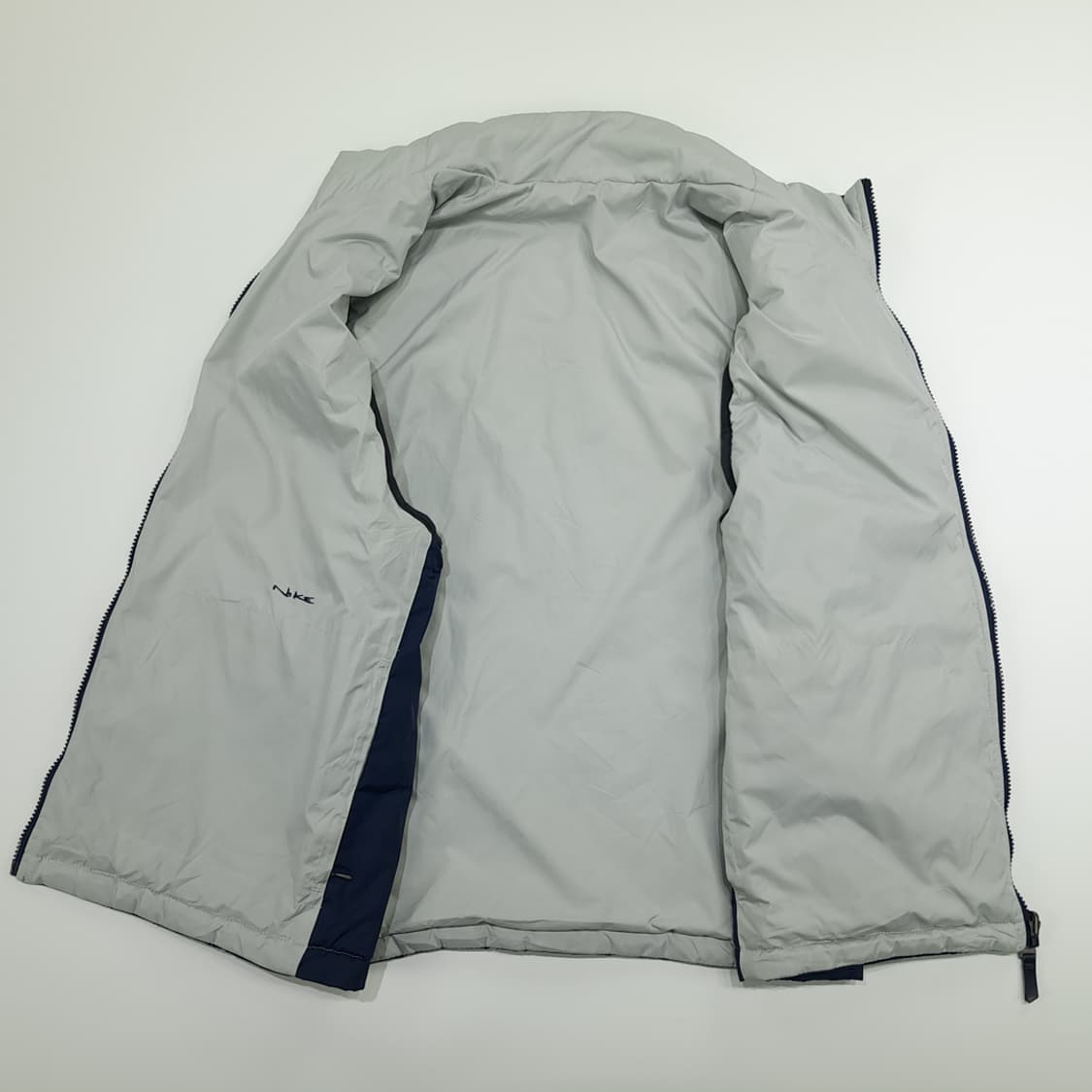 CN932 L 나이키 네이비 양면 패딩 조끼 베스트 상품이미지3