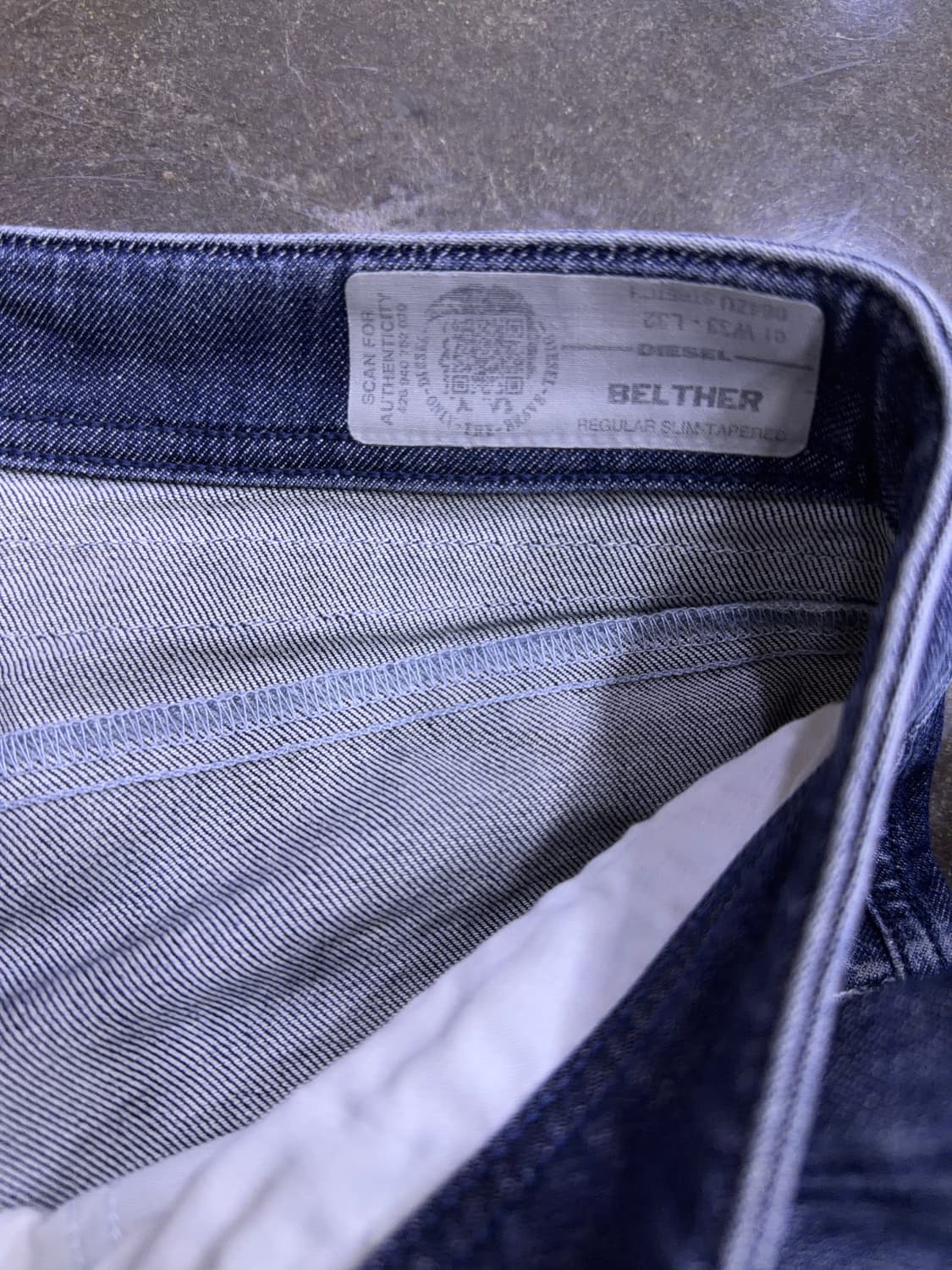 디젤 Belther 레귤러 슬림 테이퍼드핏 셀비지 데님팬츠 33 상품이미지10