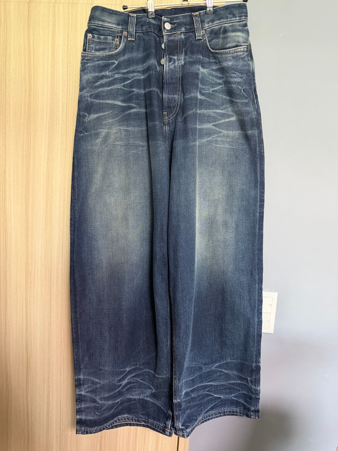 [44] 아크네 스튜디오 2023M 슈퍼배기진 상품이미지3