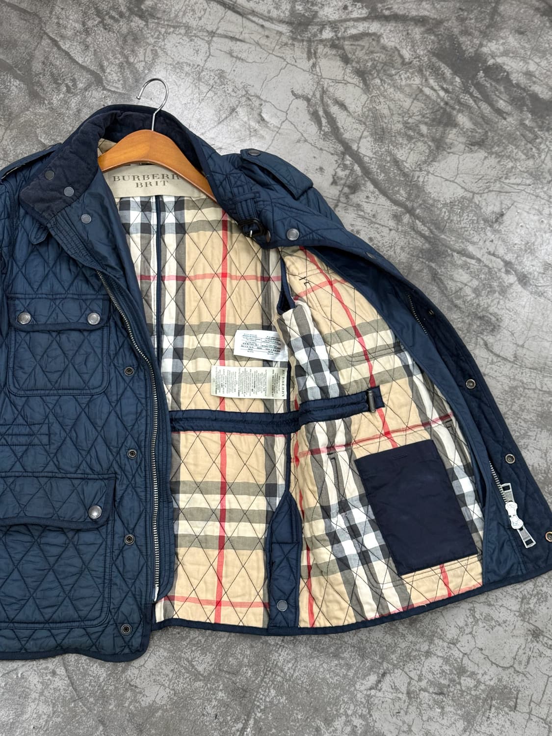 Burberry Brit Navy Quilted Jacket 상품이미지8