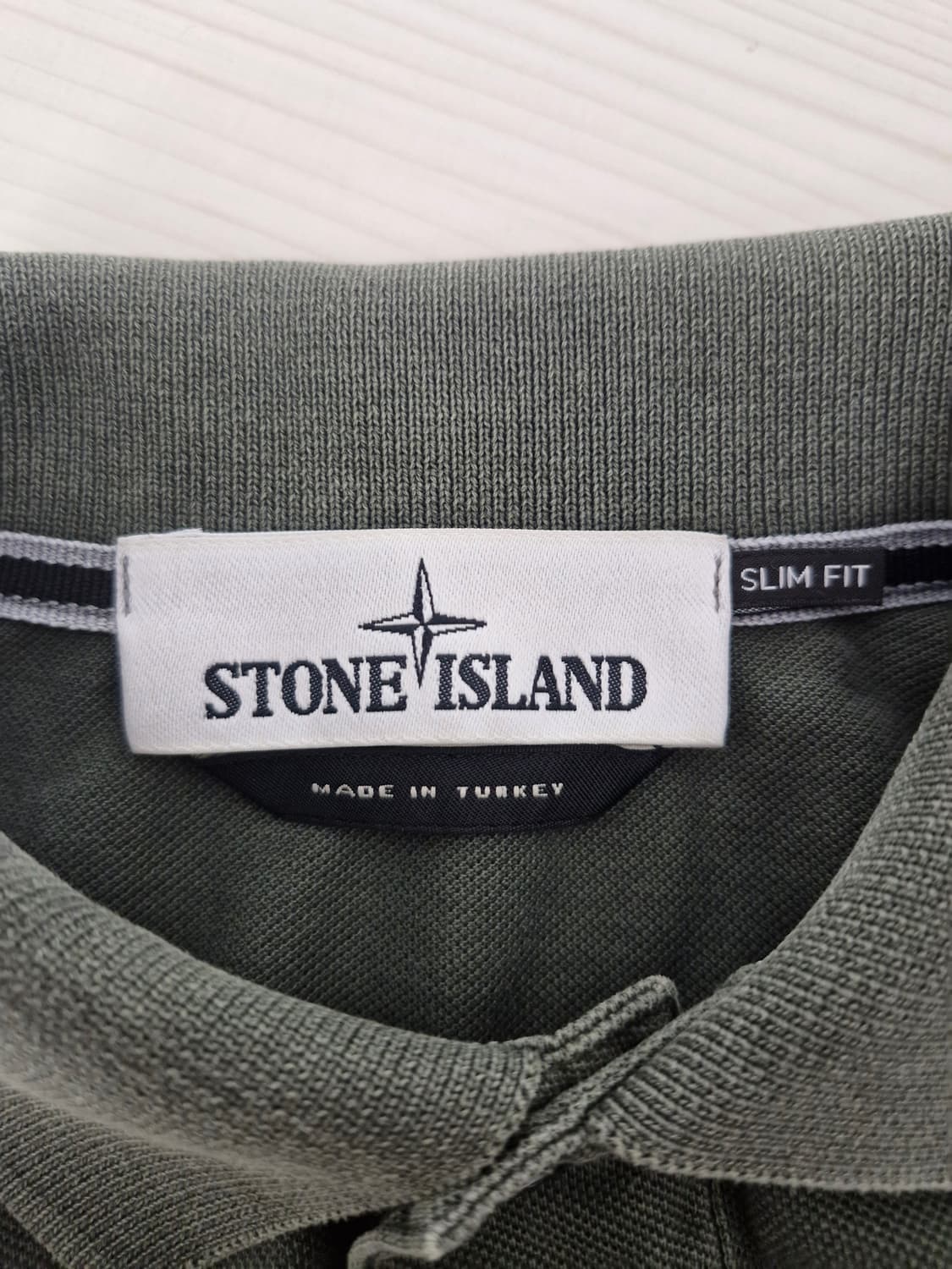 스톤아일랜드(STONE ISLAND)피그먼트 카라 티셔츠 상품이미지5