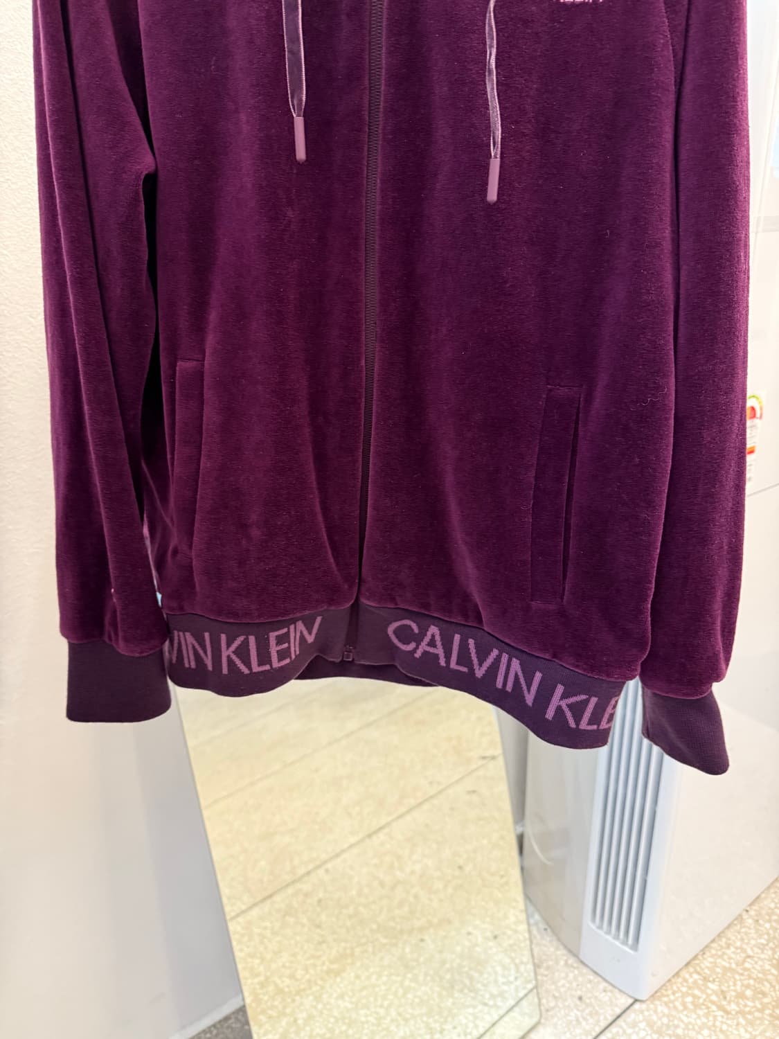 Calvin Klein Vintage Velvet Hooded ZipUp 상품이미지6