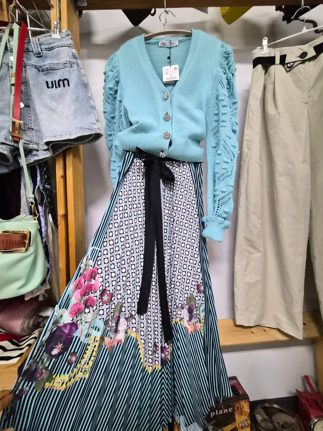 자라 크로쉐 보석단추 가디건 상품이미지3