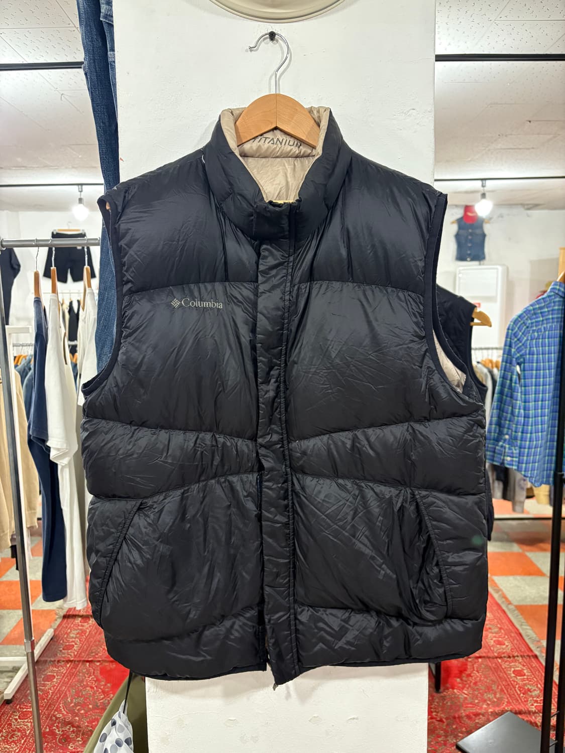 컬럼비아 조끼패딩 상품이미지1