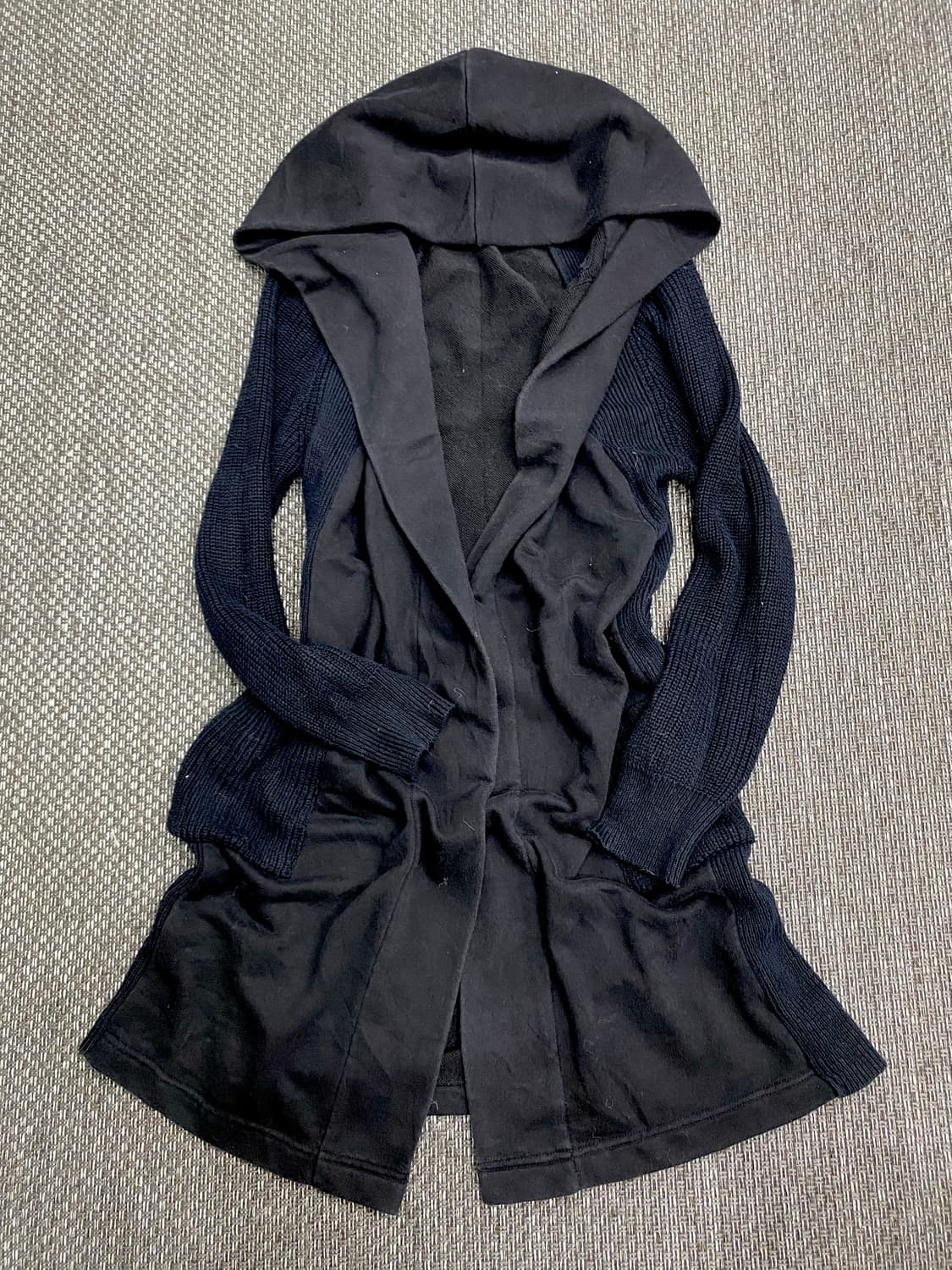 Knit Detail Loose-Fit Black Cardigan 상품이미지4