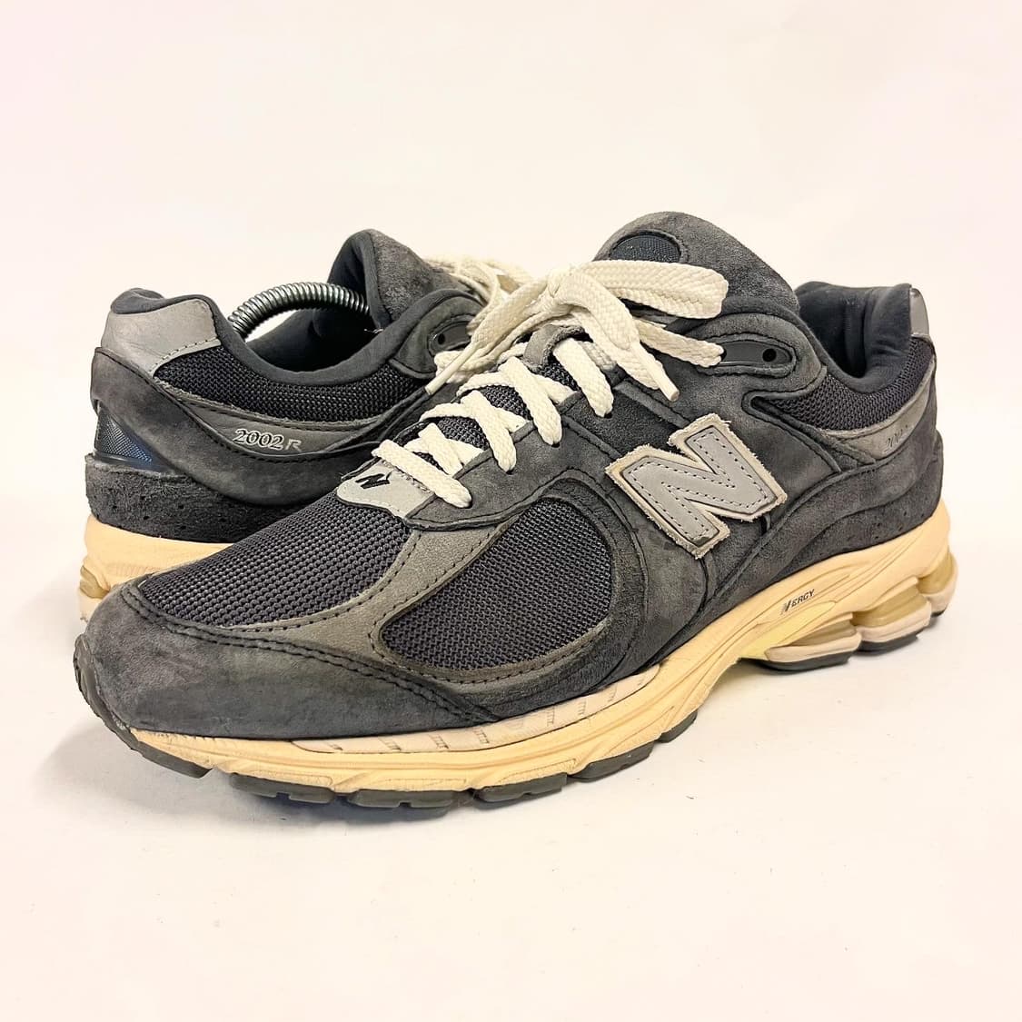 뉴발란스 2002R  상품이미지1