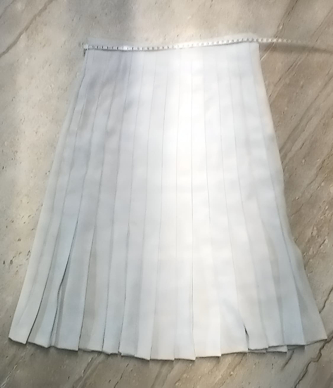 아이보리 핀턱 플리츠 미디 스커트 상품이미지2