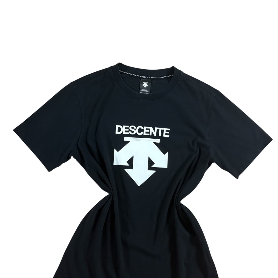 데상트 반팔 T 상품이미지2