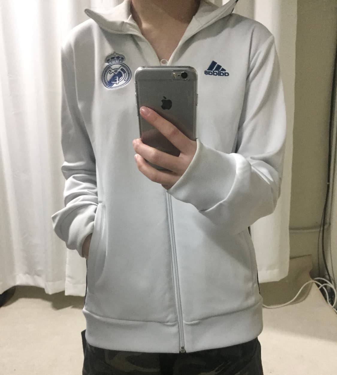 아디다스 레알 마드리드 화이트 네이비 져지 트랙탑 90 상품이미지1