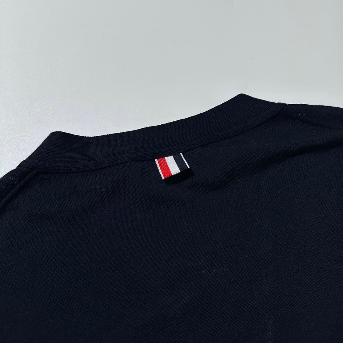 톰브라운 사선완장 메리노울 니트 가디건 상품이미지8