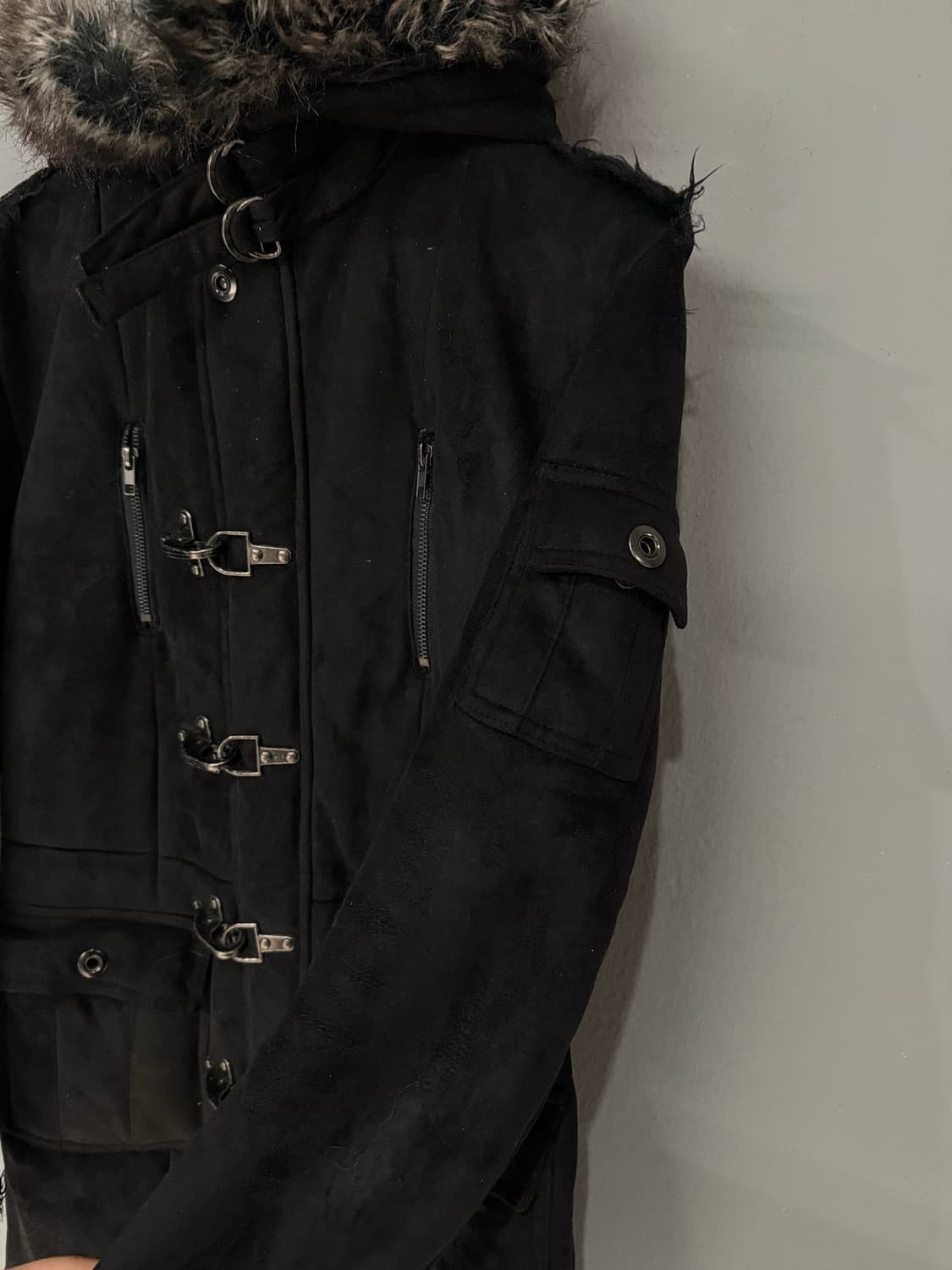 In the attic buckle detail velour jacket 상품이미지5