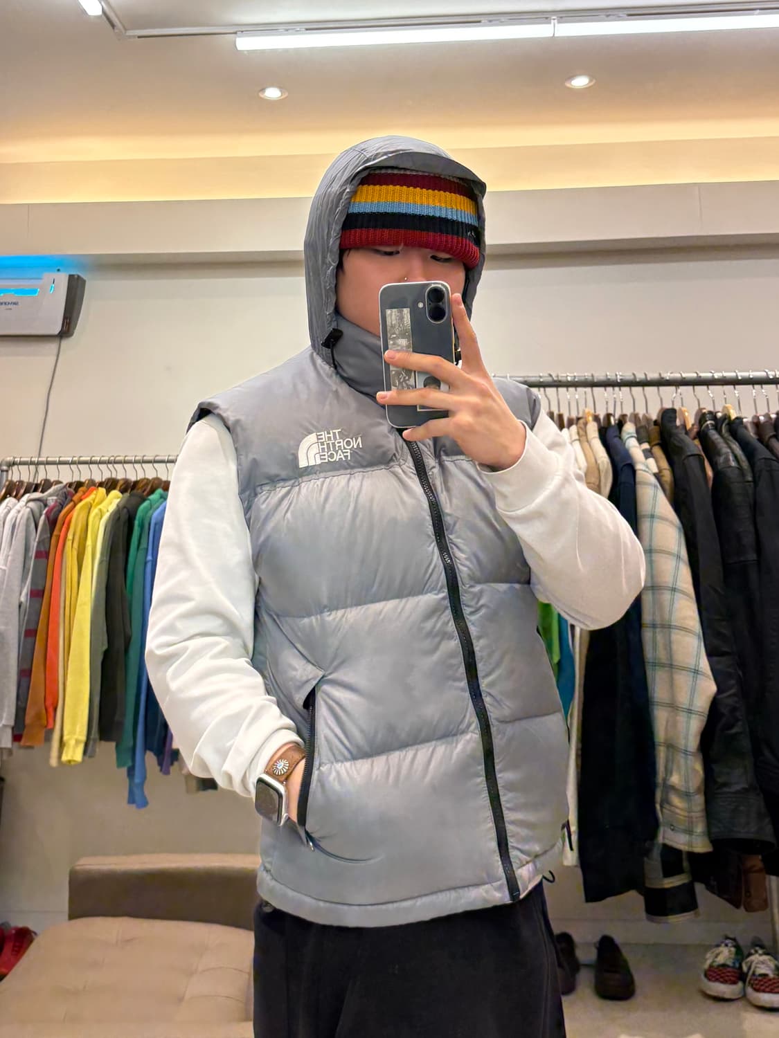 노스페이스 700 눕시 라이트그레이 패딩 베스트  상품이미지8