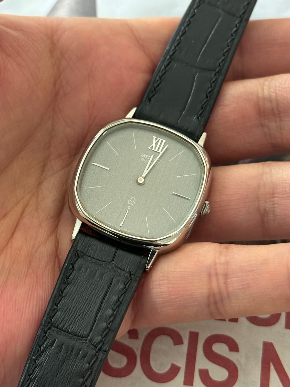 Seiko 세이코 차콜 그레이 탱크 Quartz  상품이미지3