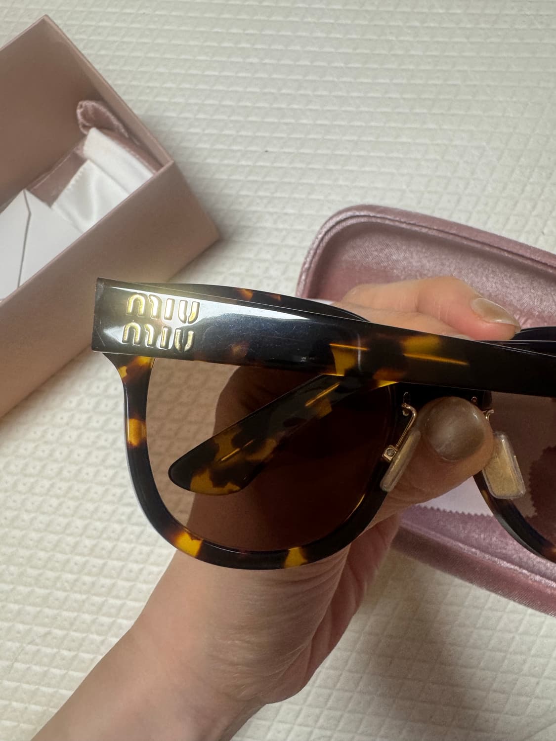 미우미우 선글라스(새상품) 상품이미지3