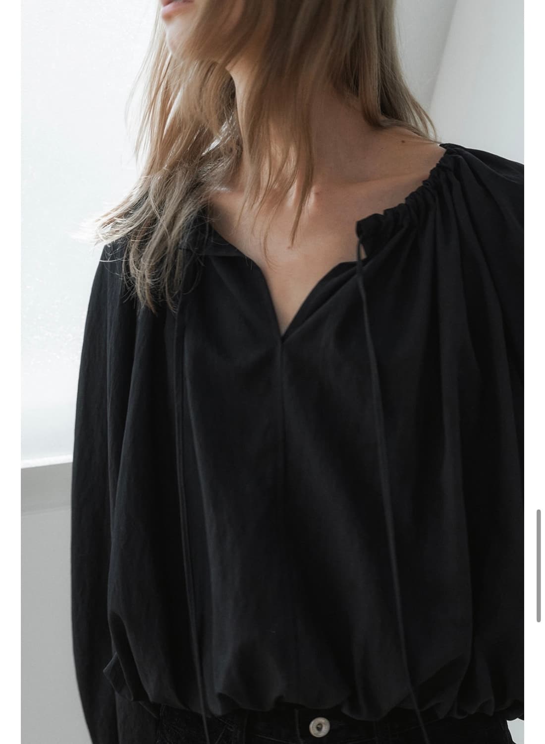 니하운 셔링 블라우스 Nox Shirring Blouse 택달린새상품 상품이미지6